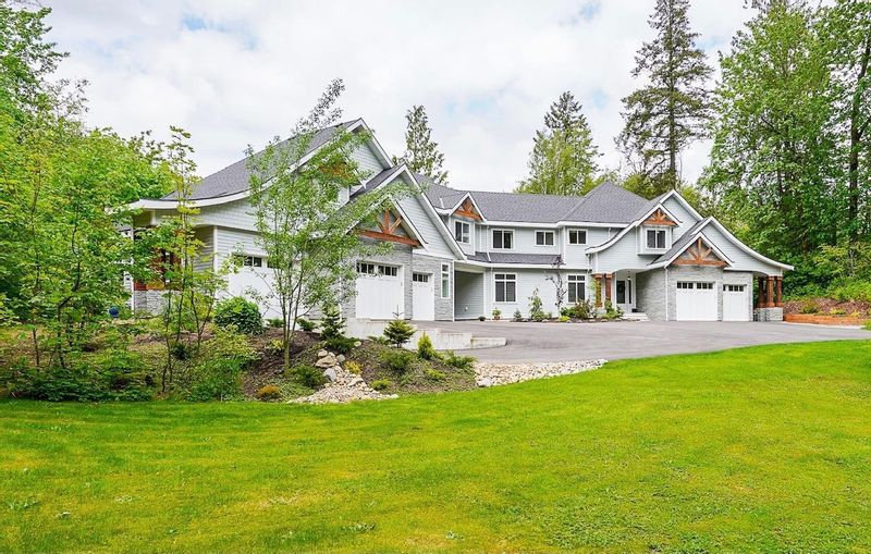 FEATURED LISTING: 25769 10 Avenue Langley