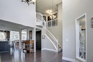 Photo 20: 2024 Sirocco Drive SW in Calgary: Signal Hill Detached for sale : MLS®# A2007572