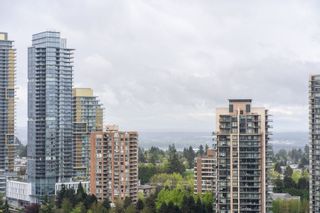 Photo 16: 2705 5883 BARKER Avenue in Burnaby: Metrotown Condo for sale in "ALDYNE ON THE PARK" (Burnaby South)  : MLS®# R2453440