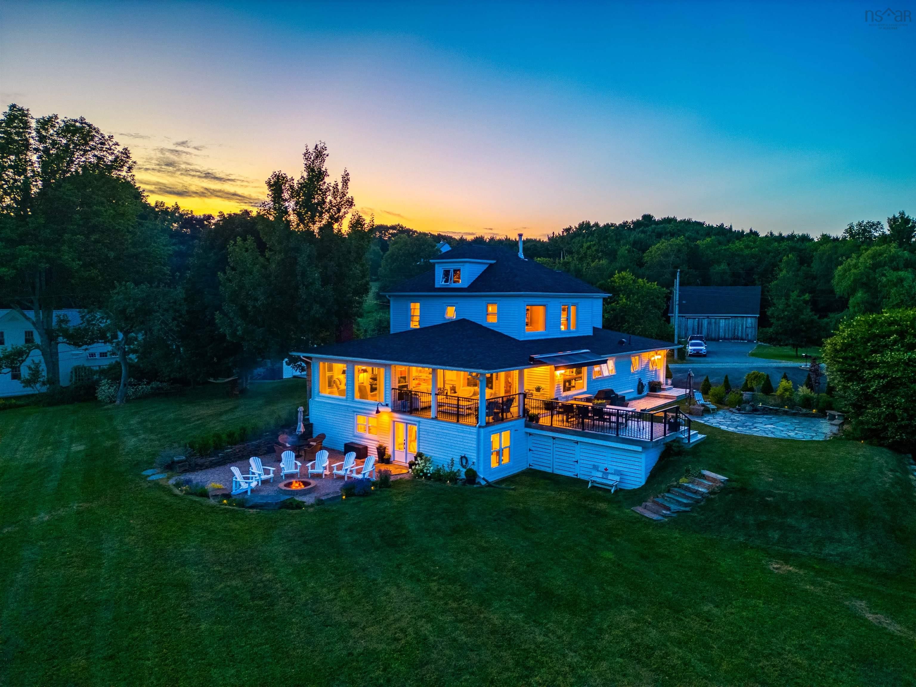 Main Photo: 56 Eisenhauer Road in Oakland: 405-Lunenburg County Residential for sale (South Shore)  : MLS®# 202218945