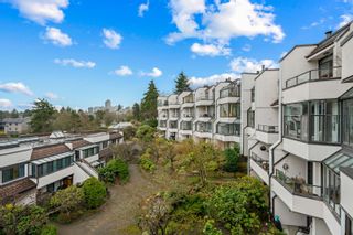 Photo 4: 24 1201 LAMEY'S MILL Road in Vancouver: False Creek Condo for sale in "ALDER BAY PLACE" (Vancouver West)  : MLS®# R2767525