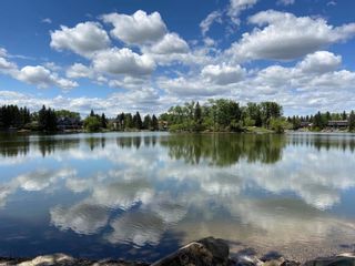 Photo 2: 13127 LAKE CRIMSON Drive SE in Calgary: Lake Bonavista Detached for sale : MLS®# C4305821