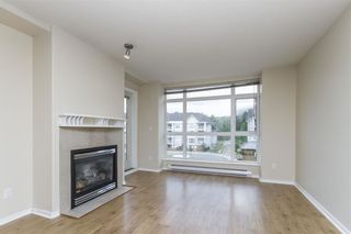 Photo 3: 212 3122 ST JOHNS Street in Port Moody: Port Moody Centre Condo for sale in "Sonrisa" : MLS®# R2270692