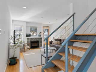Photo 3: 1433 MAPLE Street in Vancouver: Kitsilano Townhouse for sale (Vancouver West)  : MLS®# R2894081