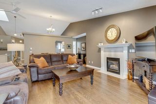 Photo 14: 25 Strathearn Gardens SW in Calgary: Strathcona Park Semi Detached for sale : MLS®# A1166105