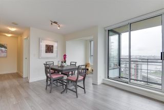 Photo 3: 2206 33 SMITHE Street in Vancouver: Yaletown Condo for sale in "Cooper's Lookout" (Vancouver West)  : MLS®# R2866058