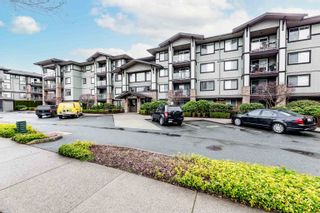 Photo 1: 412 2038 SANDALWOOD Crescent in Abbotsford: Central Abbotsford Condo for sale in "The Element" : MLS®# R2672375