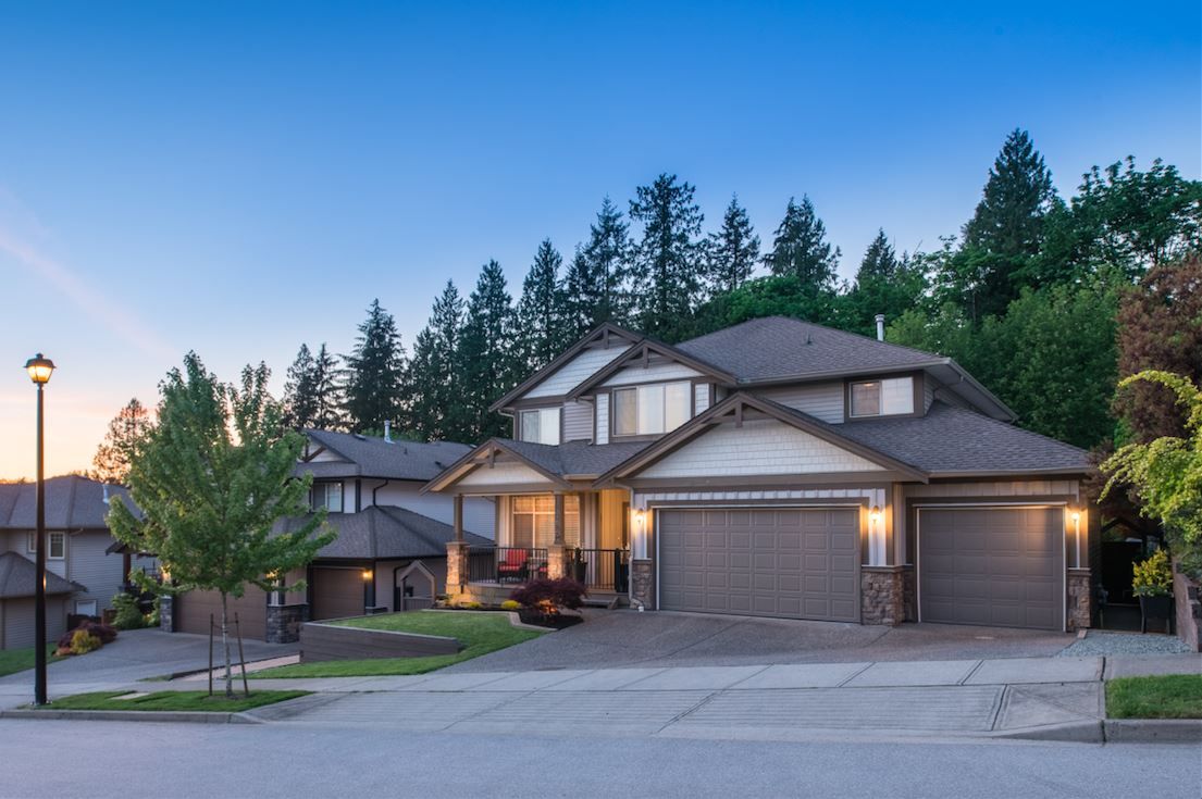 Main Photo: 24785 MCCLURE Drive in Maple Ridge: Albion House for sale in "MAPLE CREST" : MLS®# R2171889