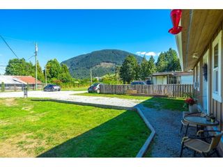 Photo 34: 7 9010 SHOOK Road in Mission: Hatzic Manufactured Home for sale in "LITTLE BEACH" : MLS®# R2614436
