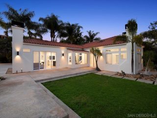 Photo 4: FALLBROOK House for sale : 4 bedrooms : 3443 Country Rd