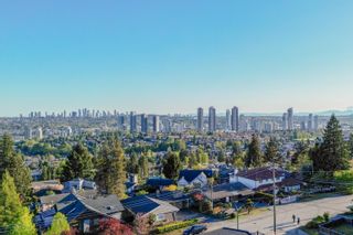 Photo 2: 135 HOWARD Avenue in Burnaby: Capitol Hill BN House for sale (Burnaby North)  : MLS®# R2879343