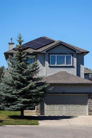 Photo 1: 596 Stonegate Road NW: Airdrie Detached for sale : MLS®# A2128112