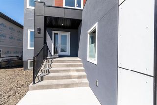 Photo 2: 93 Merkel Manza Boulevard in Winnipeg: Canterbury Park Residential for sale (3M)  : MLS®# 202216364