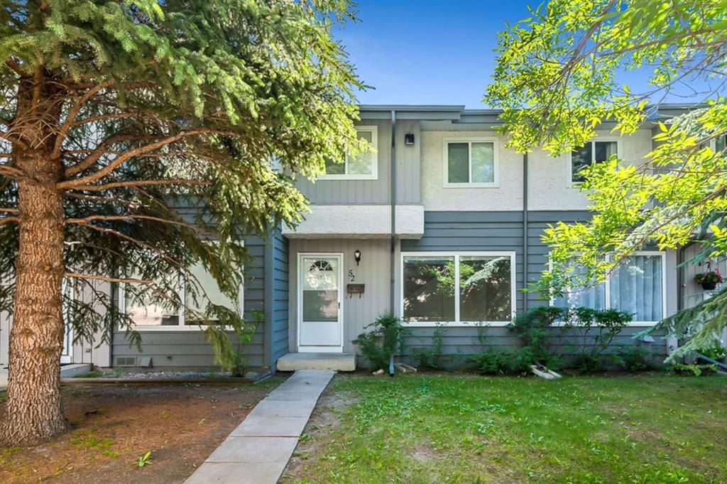 Main Photo: 52 999 Canyon Meadows Drive SW in Calgary: Canyon Meadows Row/Townhouse for sale : MLS®# A1244565