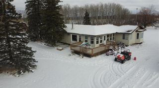 Photo 2: 6091 35 Road East in Gardenton: R17 Residential for sale : MLS®# 202225330