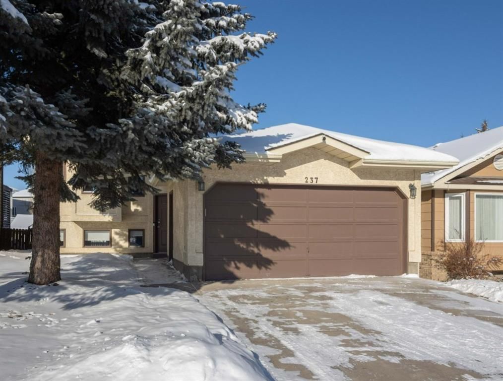 Main Photo: 237 Shawfield Road SW in Calgary: Shawnessy Detached for sale : MLS®# A1069121