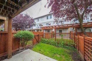 Photo 2: 148 16177 83 Avenue in Surrey: Fleetwood Tynehead Townhouse for sale : MLS®# R2413641