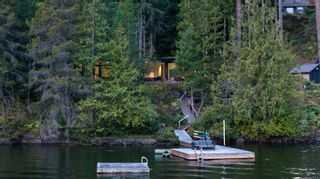 Photo 2: 1687 West Shawnigan Lake Rd in Shawnigan Lake: ML Shawnigan House for sale (Malahat & Area)  : MLS®# 957470