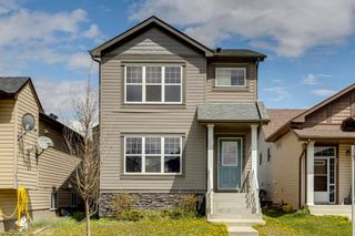 Photo 2: 290 Martindale Drive NE in Calgary: Martindale Detached for sale : MLS®# A1221124