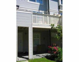 Photo 2: 75 3711 ROBSON CT in Richmond: Terra Nova Townhouse for sale in "TENNYSON GARDENS" : MLS®# V540422