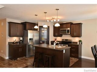 Photo 7: 5325 DEVINE Drive in Regina: Lakeridge Addition Single Family Dwelling for sale (Regina Area 01)  : MLS®# 598205