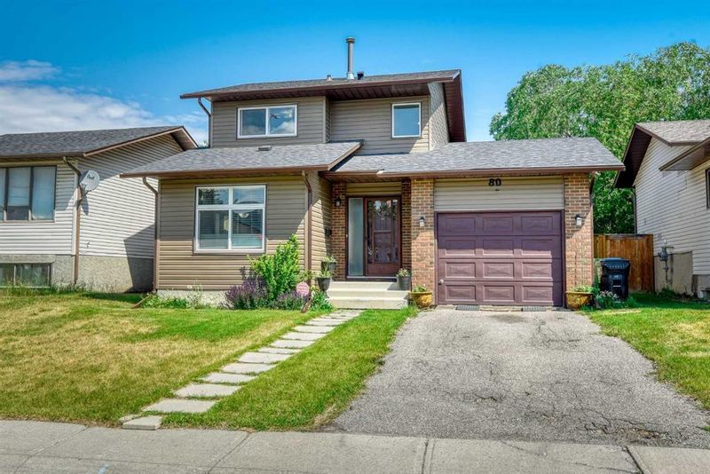 FEATURED LISTING: 80 Fallingworth Place Northeast Calgary