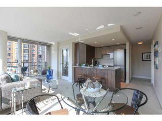 Photo 1: 701 1088 RICHARDS Street in Vancouver: Yaletown Condo for sale in "RICHARDS LIVING" (Vancouver West)  : MLS®# V1139508