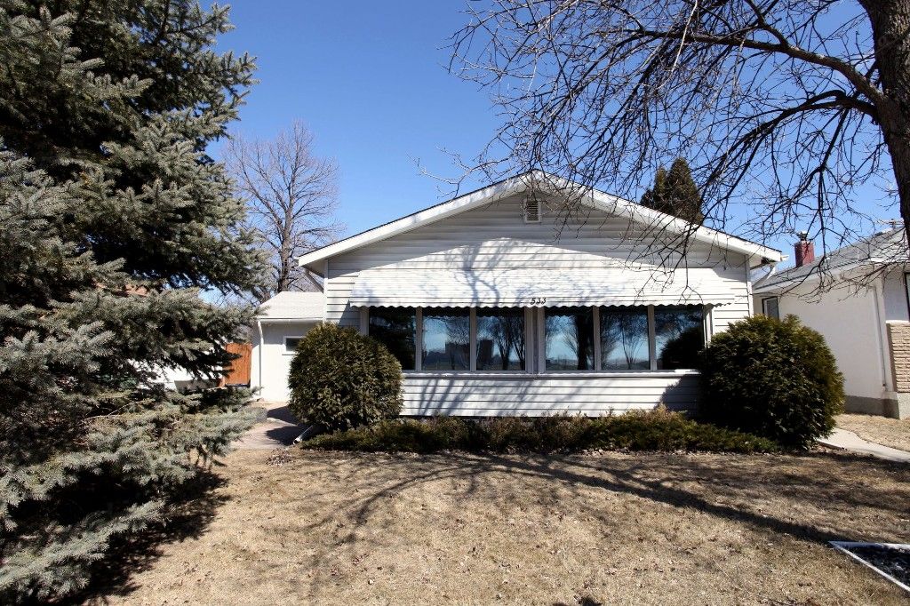 Photo 27: Photos: 533 Nathaniel Street in Winnipeg: River Heights Single Family Detached for sale (South Winnipeg)  : MLS®# 1608534