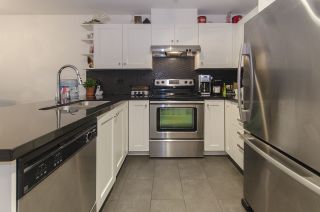 Photo 3: 219 738 E 29TH Avenue in Vancouver: Fraser VE Condo for sale in "CENTURY" (Vancouver East)  : MLS®# R2032770