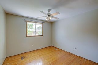 Photo 10: 302 Fairhaven Circle in London: East O Single Family Residence for sale (East)  : MLS®# 40430114