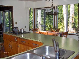 Photo 7: 4646 WOODGROVE PL in West Vancouver: Cypress Park Estates House for sale in "Cypress Park Estates" : MLS®# V828199