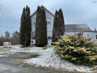 Photo 2: 64 Latham Road in Port Mouton: 406-Queens County Residential for sale (South Shore)  : MLS®# 202301865