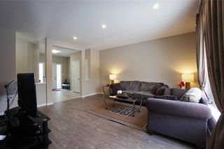 Photo 8: 386 Bonaventure Drive West in Winnipeg: Bonavista Residential for sale (2J)  : MLS®# 202307468