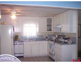 Photo 3: 132 3300 HORN ST in Abbotsford: Abbotsford West Manufactured Home for sale in "Georgian Park" : MLS®# F2617359
