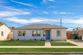 Photo 1: 2116 Lomina Avenue in Long Beach: Residential for sale (34 - Los Altos, X-100)  : MLS®# OC22240272