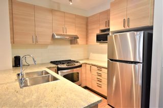 Photo 7: 313 1150 KENSAL Place in Coquitlam: New Horizons Condo for sale in "THOMAS HOUSE" : MLS®# R2747909