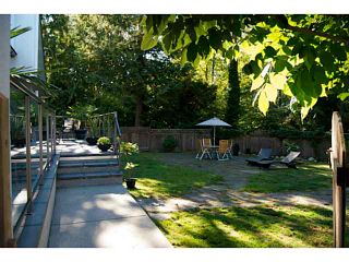 Photo 2: 1766 EVELYN Street in North Vancouver: Lynn Valley House for sale : MLS®# V1139404