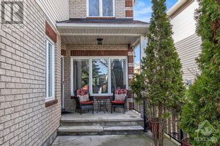 Photo 2: 102 STONEWAY DRIVE in Ottawa: House for sale : MLS®# 1385122