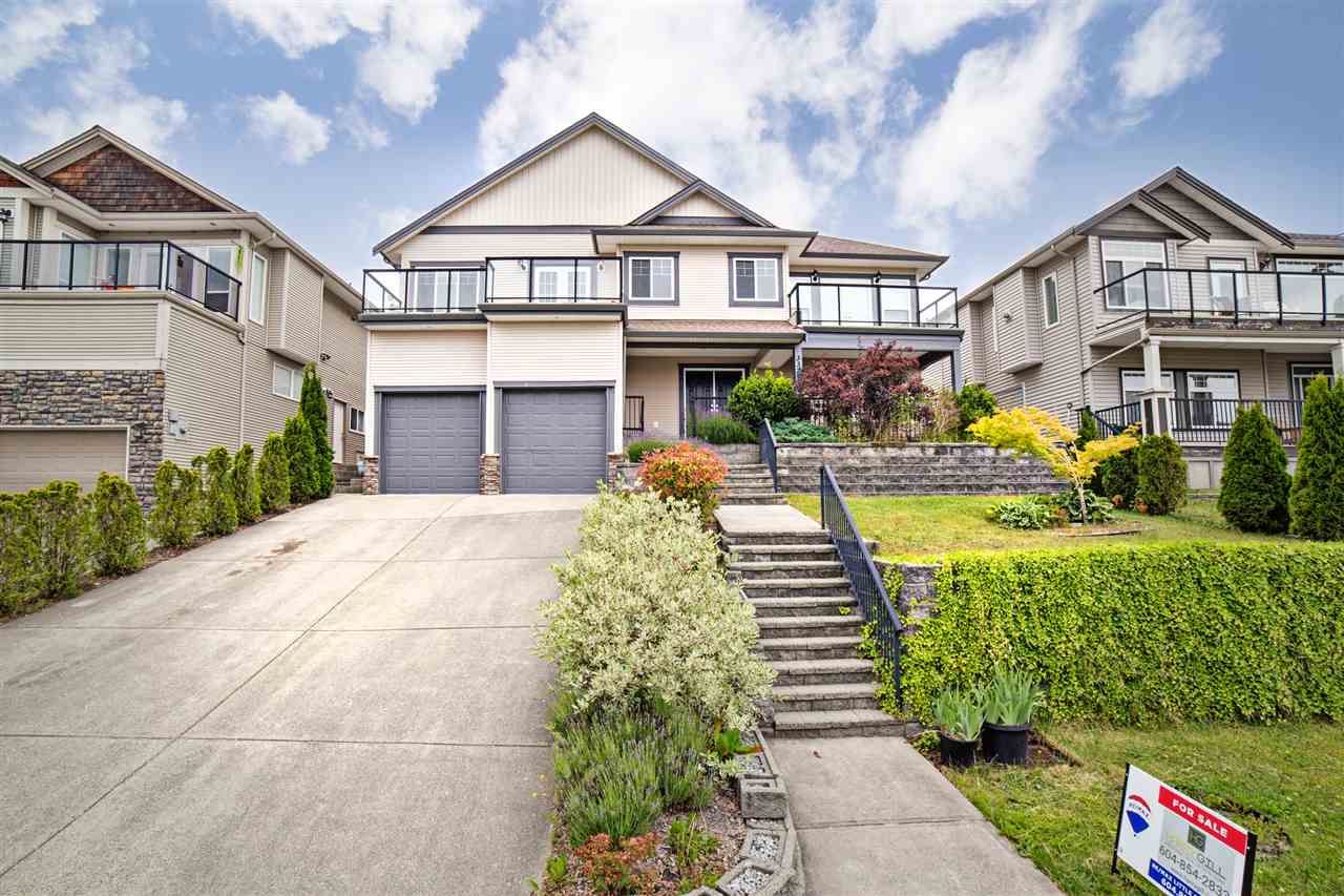 Main Photo: 33793 GREWALL Crescent in Mission: Mission BC House for sale in "College Heights" : MLS®# R2279586