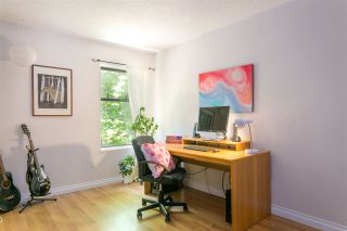 Photo 14: 203 CARDIFF Way in Port Moody: College Park PM Townhouse for sale in "Easthill" : MLS®# R2380723