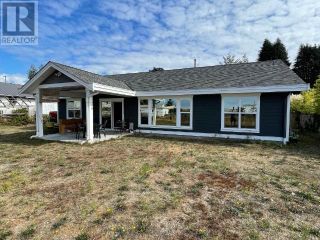 Photo 1: 4597 GOLDEN AVE in Powell River: House for sale : MLS®# 17593