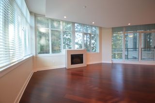 Photo 9: 301 14824 NORTH BLUFF Road: White Rock Condo for sale in "The BELAIRE" (South Surrey White Rock)  : MLS®# R2749208