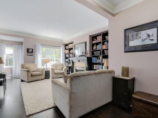 Photo 8: 2 2688 MOUNTAIN HIGHWAY in North Vancouver: Westlynn Townhouse for sale : MLS®# R2161797