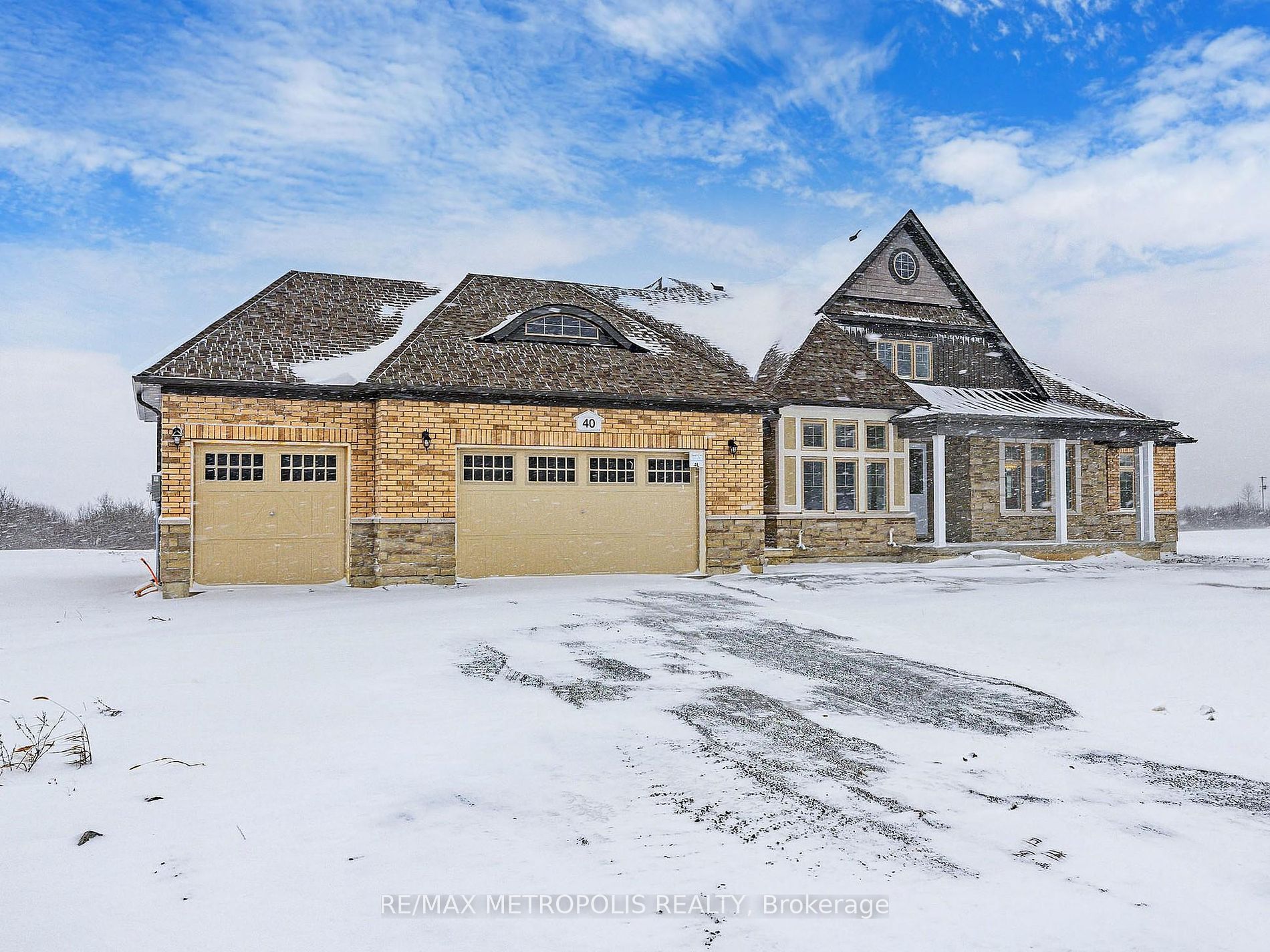 Main Photo: 40 Wellers Way in Quinte West: House (Bungaloft) for lease : MLS®# X7363328