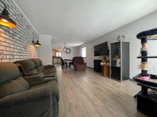 Photo 3: 329 6TH AVENUE S in Cranbrook: House for sale : MLS®# 2475290