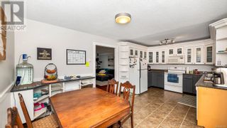 Photo 11: A 930 Old Esquimalt Rd in Esquimalt: House for sale : MLS®# 961763