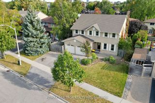 Photo 2: 22 Love Crescent in Ajax: South West House (2-Storey) for sale : MLS®# E8060782