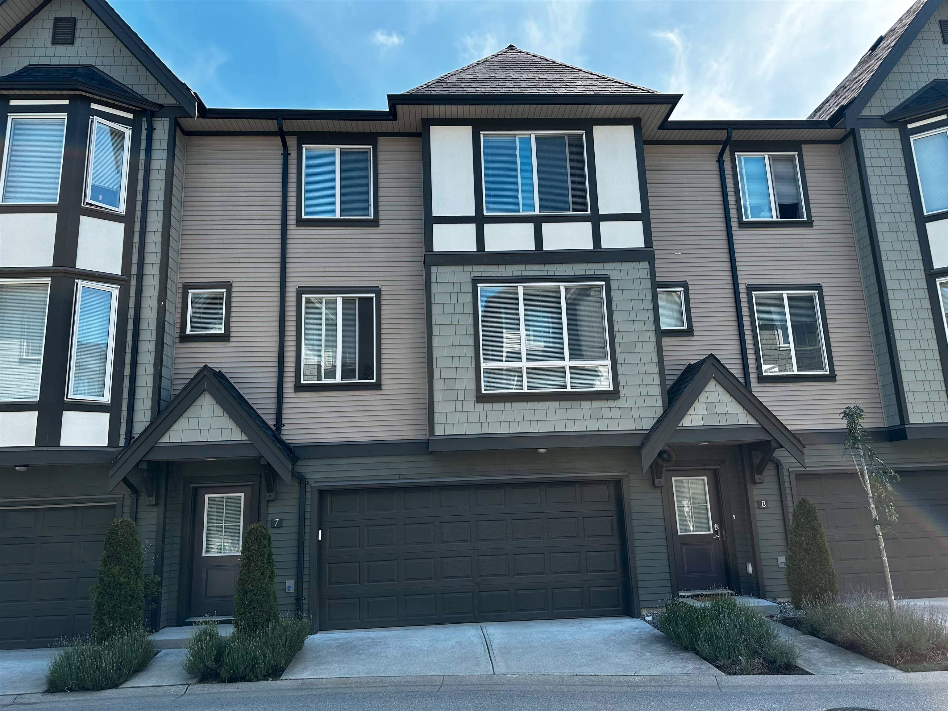 Main Photo: 7 8138 204 STREET in Langley: Willoughby Heights Townhouse for sale : MLS®# R2787688