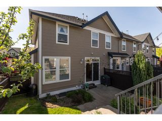 Photo 2: 6968 179A Street in Surrey: Cloverdale BC Condo for sale in "The Terraces" (Cloverdale)  : MLS®# R2364563