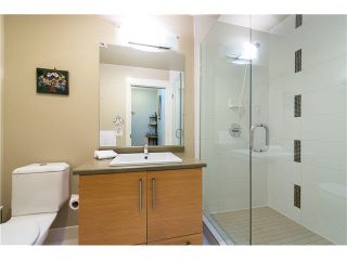 Photo 12: 201 188 W 29TH Street in North Vancouver: Upper Lonsdale Condo for sale in "VISTA 29" : MLS®# V1129015